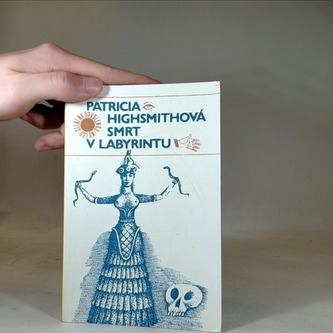 Smrt v labyrintu
