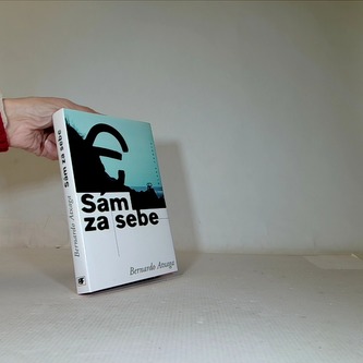Sám za sebe